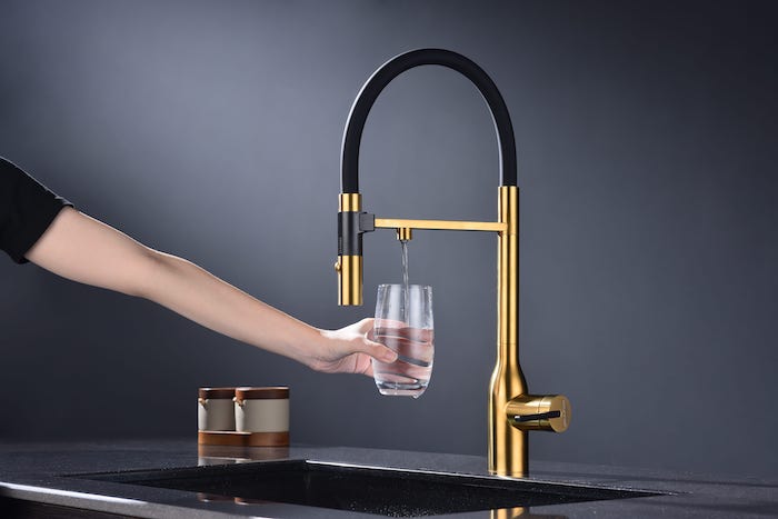 Отдельный вывод питьевой воды в Paulmark MAGNETO ONE Ma213188-BG