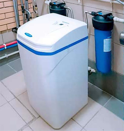 Фотография Установка кабинетной системы очистки воды в интернет-магазине  Sky-Water.ru