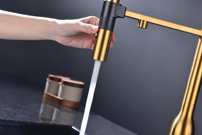 Paulmark Комбинированный смеситель MAGNETO ONE Ma213188-BG темное золото