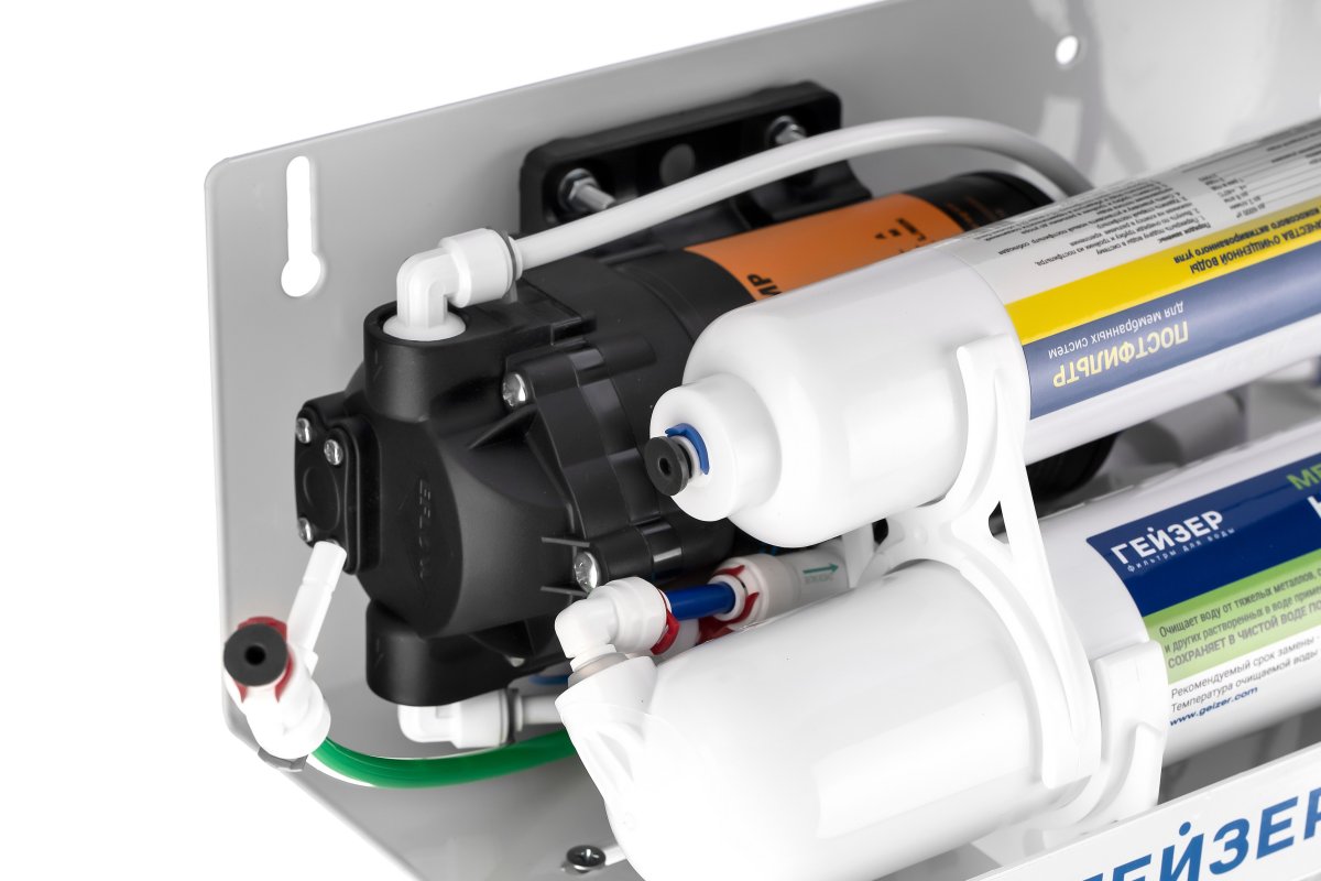 Проточный питьевой фильтр Гейзер Нанотек П (20035)