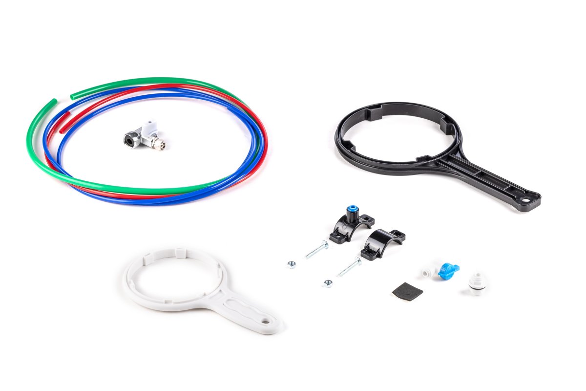 В комплекте с  Гейзер Лайн 4000 (20288) все необходимое для подключения