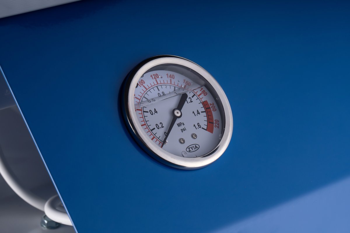 Манометр Гейзер Престиж Макси 1500 (20277)