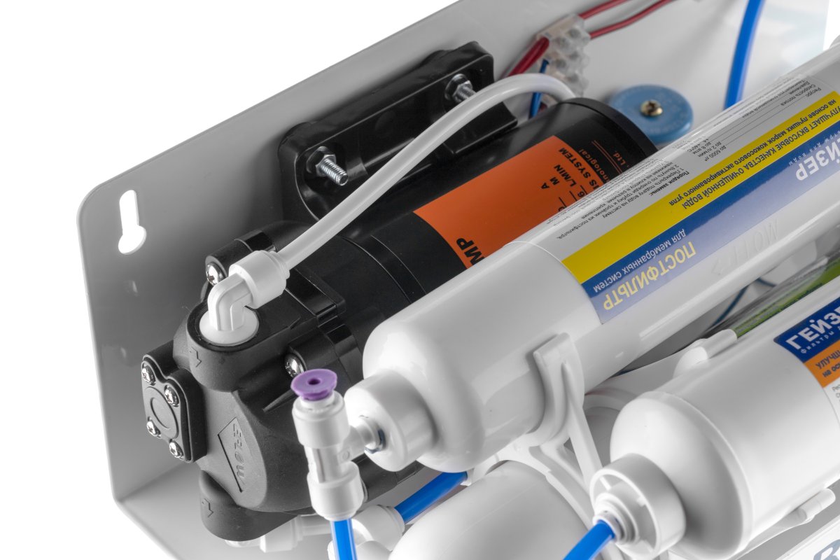 Гейзер Аллегро ПМ с помпой и минерализатором (бак 12 л)