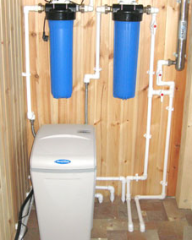 Установка кабинетной системы очистки воды. (фото для примера)